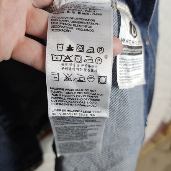 Levis Baggy Sport Tape Trucker Jean Jacket Womens Small Blue Denim - Picture 13 of 16